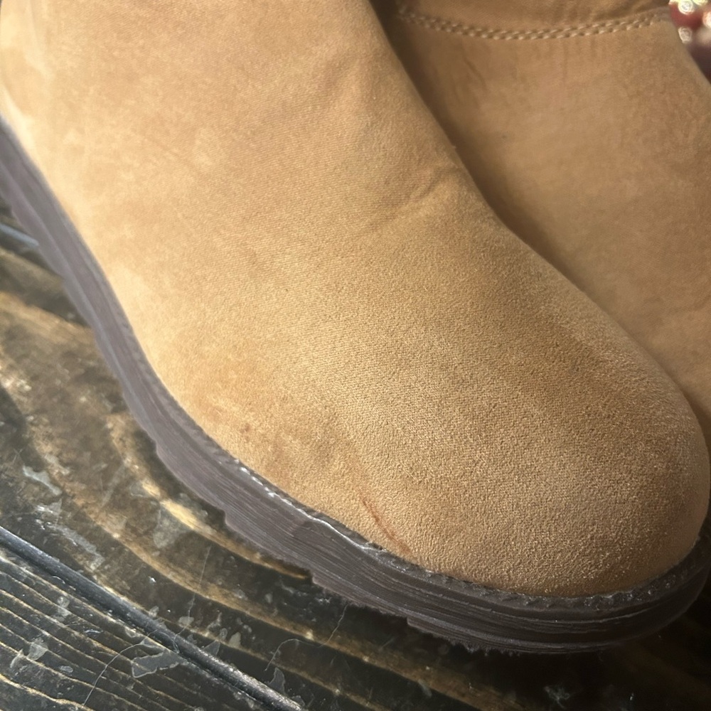 50%offw❤️Muk Luks Tan Winter Boots with Plaid Cuff size 10 New w flaws S21 - Picture 7 of 11